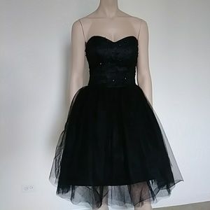 Black strapless homecoming dress